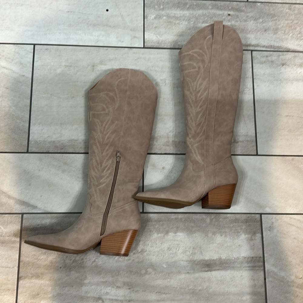 Pink Lily Boots